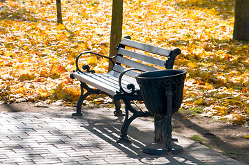 Image showing bench in park