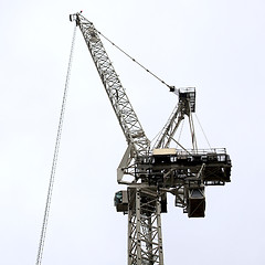 Image showing A crane