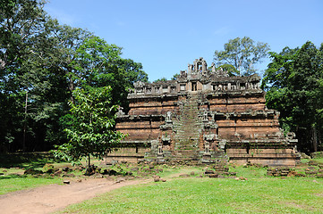 Image showing Baphuon temple, Angkor Thom, Cambodia