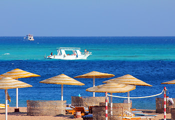 Image showing turquoise sea and tropical beach