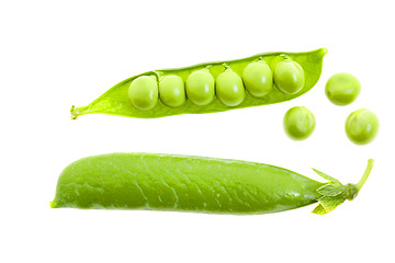 Image showing Green peas (isolated)