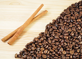 Image showing coffee beans and cinnamon sticks