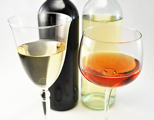 Image showing red and white wine