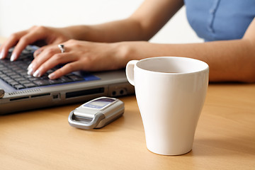 Image showing Working businesswoman