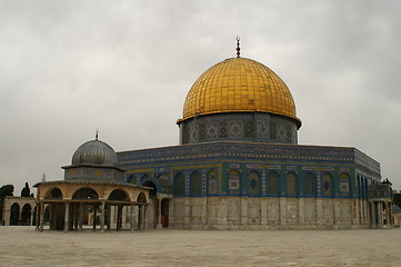 Image showing jerusalem old city - dome of the rock