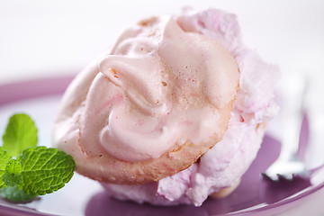 Image showing meringues and cream