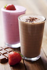 Image showing chocolate and strawberry milkshake