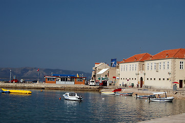 Image showing island port