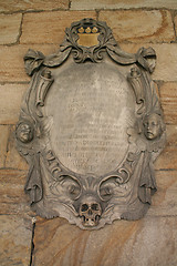 Image showing Skull and frame