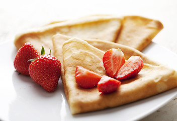 Image showing crepes with strawberries