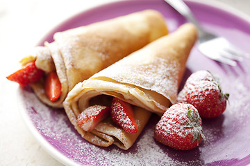 Image showing crepes with strawberries