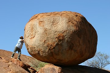 Image showing devil marbles