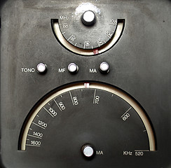 Image showing Old AM radio tuner