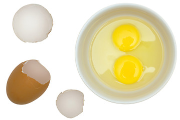 Image showing Shell of eggs, crude eggs in a plate.