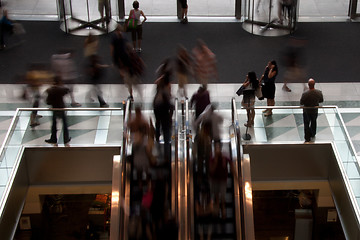 Image showing people shopping