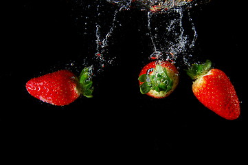 Image showing strawberry in water