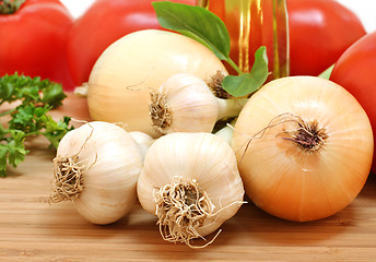 Image showing Garden fresh garlic, onions, tomatoes and parsley