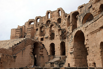 Image showing The amphitheater in El-Jem, Tunisia