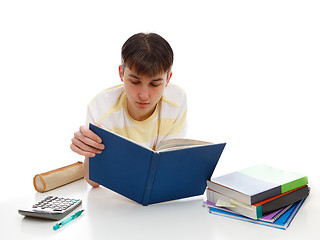 Image showing Teenager studying