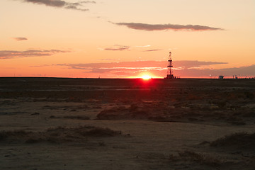 Image showing Drilling sunset.