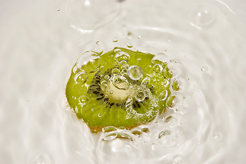 Image showing Kiwi