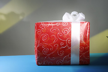 Image showing Present box