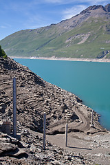 Image showing Dam water level measurement