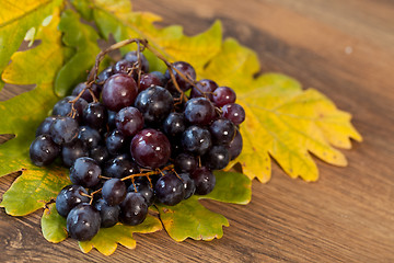 Image showing Red grape