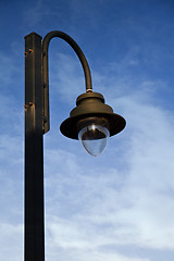 Image showing Image of street light.
