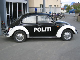 Image showing Police car Pelle