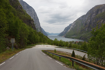 Image showing Mountain road