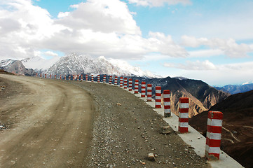 Image showing Mountain road