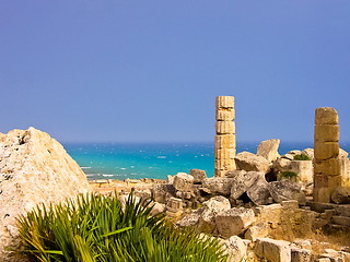 Image showing Italian Roman ruins by the sea