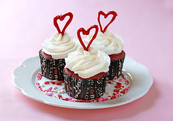 Image showing Valentine cupcakes