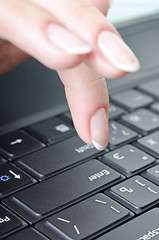 Image showing fingers over the keyboard