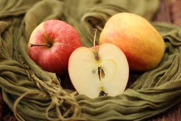 Image showing Apples