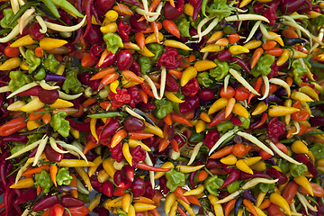 Image showing Chilli peppers on market stall