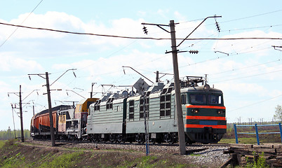 Image showing green electric locomotive