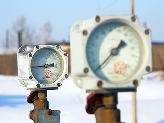 Image showing Old gas manometer 