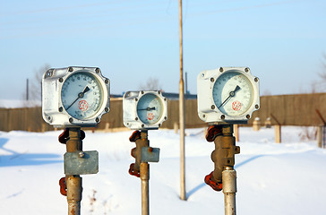 Image showing Old gas manometer