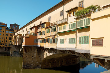 Image showing Ponte vecchio (old bridge) in Florence