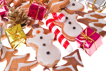 Image showing ginger snowmen with christmas decoration