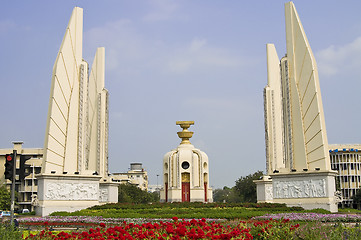 Image showing Monument of Democracy in Bangkok
