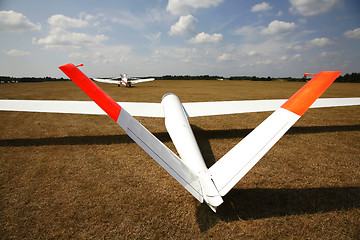 Image showing Starting glider