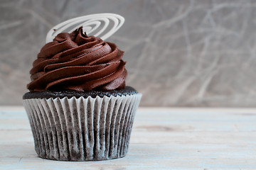 Image showing Creamy chocolate cupcake