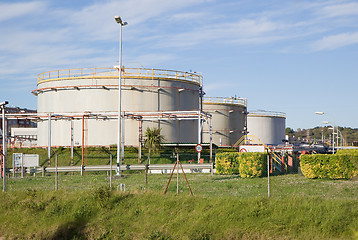 Image showing oil tank refinery