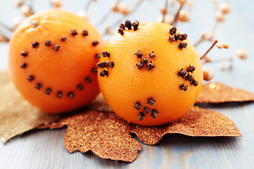 Image showing oranges with cloves