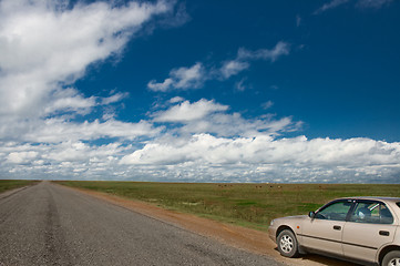 Image showing landscape desert and car