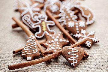 Image showing gingerbreads with cinnamon