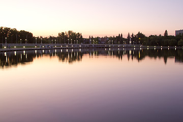 Image showing Wascana lake at night